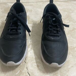 Nike’s size 8.5 black excellent condition